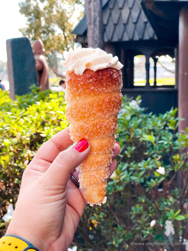 Guide to Eating Around the World at EPCOT: Troll Horn from Kringla Bakeri Og Kafe, Norway Pavilion at Epcot World Showcase #EPCOT #WaltDisneyWorld